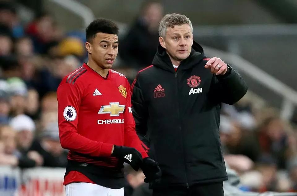 示了他们在 示了他们在